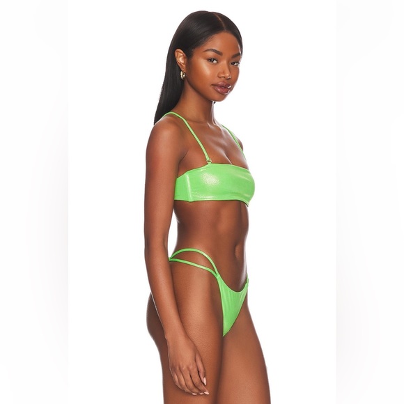 Michael Costello Bikini - Picture 2 of 7